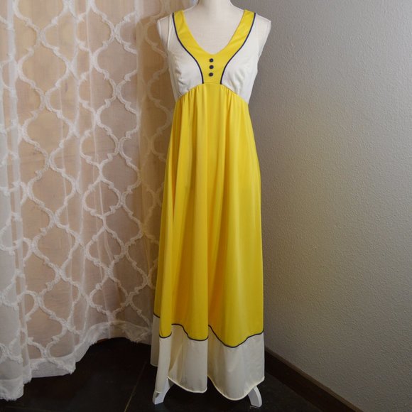VINTAGE Dresses & Skirts - Vintage Yellow and White Maxi Dress